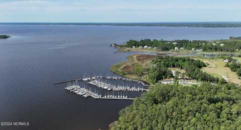 1109 Harbour Pointe Drive, New Bern, NC 28560
