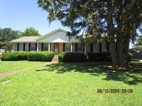 815 Ford Ave, Muscle Shoals, AL 35661