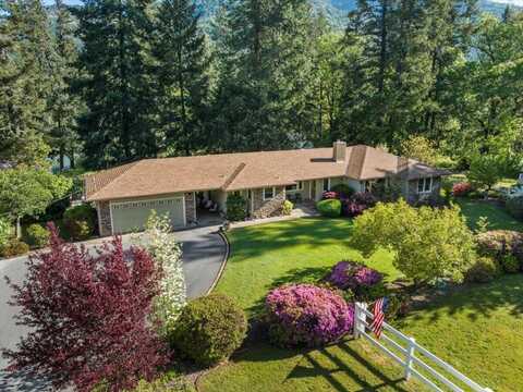 5270 Rogue RIver Highway, Grants Pass, OR 97527