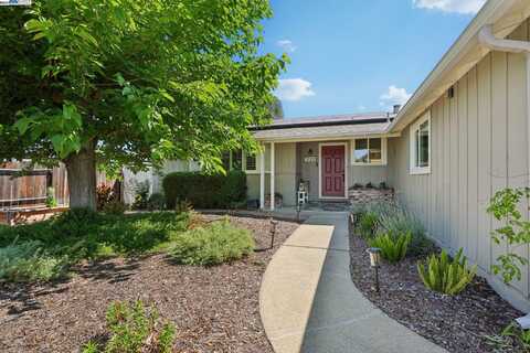 3120 Baker Dr, Concord, CA 94519