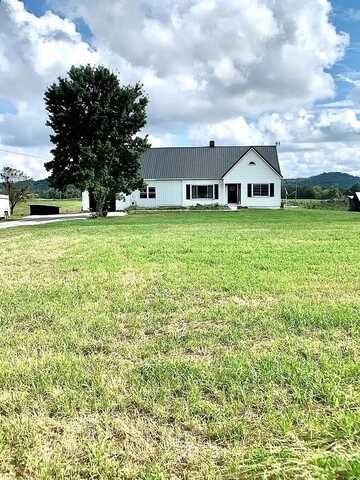 72 Thomas Lane, Vanceburg, KY 41189