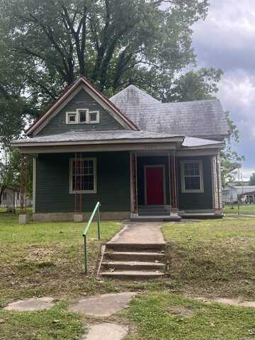 1124 E 2nd Street, Pine Bluff, AR 71601