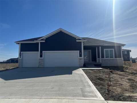 205 11th Court NW, Bondurant, IA 50035