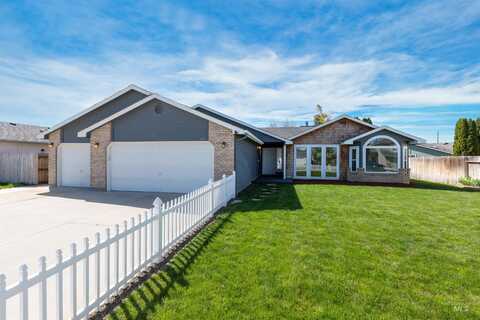 351 S Valley Dr, Nampa, ID 83686