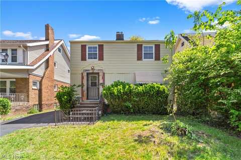 927 Selwyn Road, Cleveland Heights, OH 44112