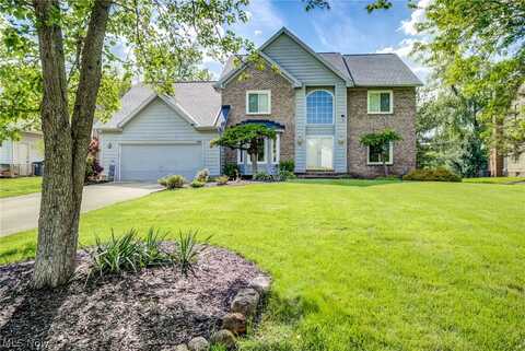 33589 Hanover Woods Trail, Solon, OH 44139
