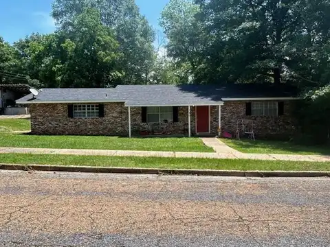 147 Second St, Gloster, MS 39638