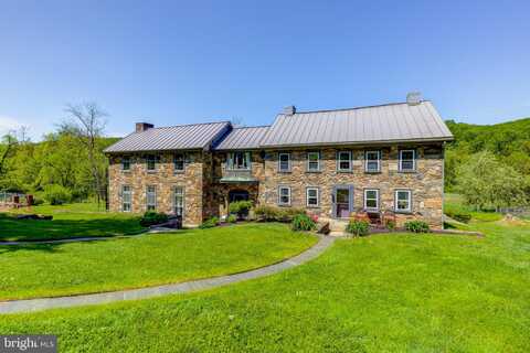 1525 HOLLOW RD, SPRING CITY, PA 19475