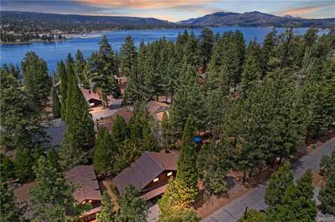 170 Eureka Drive, Big Bear Lake, CA 92315