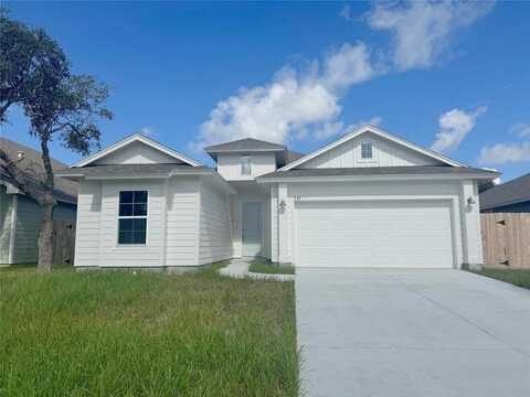 121 Broad Oak Drive, Rockport, TX 78382