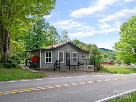 10490 NC Highway 226 None, Bakersville, NC 28705