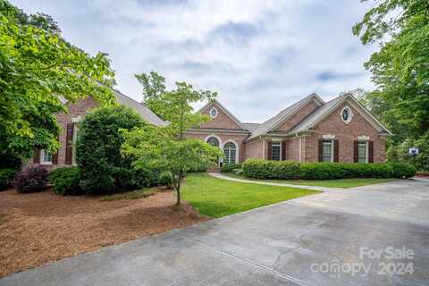 1629 Southpoint Lane, New London, NC 28127