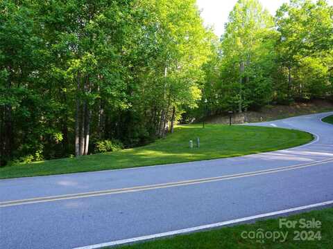 188 Chattooga Run, Hendersonville, NC 28739