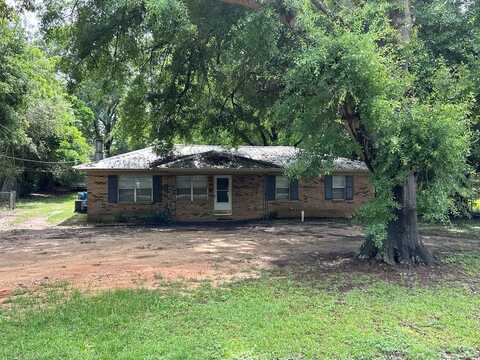 37 Gilley Rd, Dothan, AL 36301