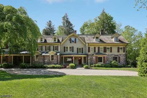 825 E Saddle River Rd, Hohokus Boro, NJ 07423