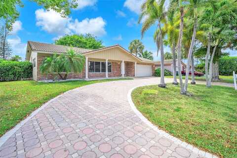1762 NW 82nd Ave, Coral Springs, FL 33071