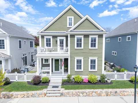 8 Parkview Road, Franklin, MA 02038