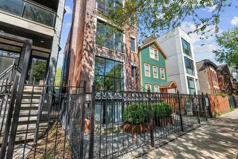 1024 N Honore Street, Chicago, IL 60622