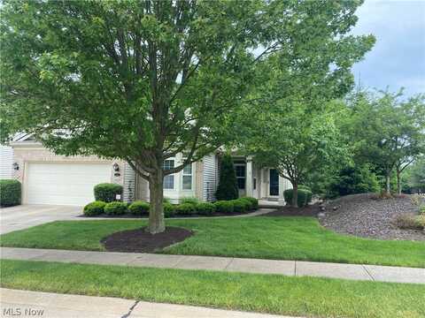20054 Lismore Court, Strongsville, OH 44149