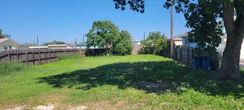 1024 S Pearl, ROCKPORT, TX 78382