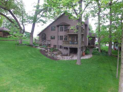 1515 Winchester Place, Janesville, WI 53548