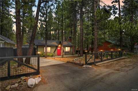 833 East Fairway Boulevard, Big Bear City, CA 92314