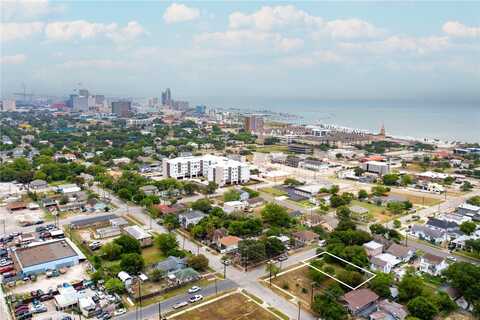 915 Craig Street, Corpus Christi, TX 78404