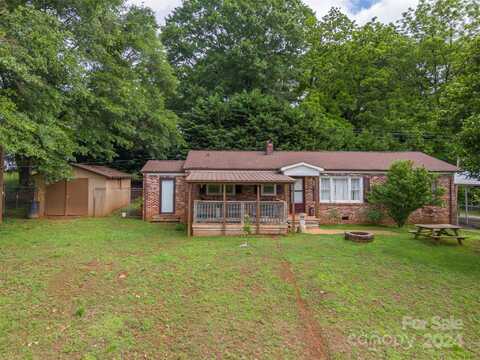 250 Railroad Circle, Mooresboro, NC 28114