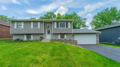 1892 Loganberry Lane, Crown Point, IN 46307