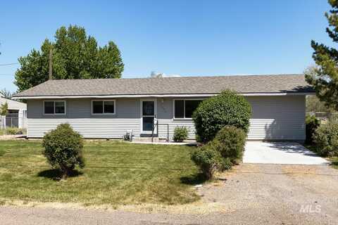 3866 NW Dutton Way, Mountain Home, ID 83647