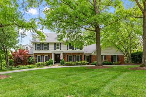 6 Vanessa Drive, Town and Country, MO 63131