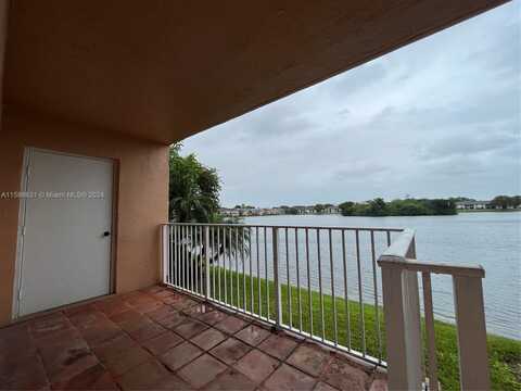 3243 NW 44th St, Oakland Park, FL 33309