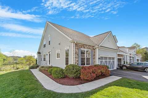 81 Kendall Court, Bedford, MA 01730