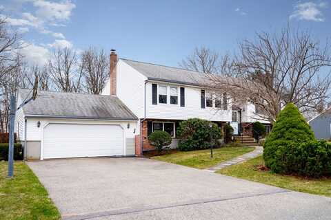 103 Essex Heights Dr, Weymouth, MA 02188