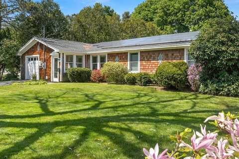 17 Amherst Road, Beverly, MA 01915