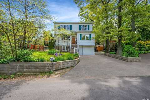 2 Queen Drive, Sound Beach, NY 11789