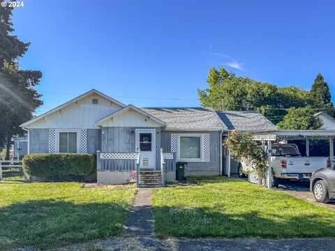 239 E THIRD AVE, Sutherlin, OR 97479