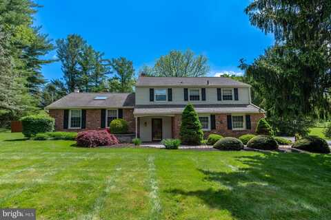 906 GENERAL HOWE DRIVE, WEST CHESTER, PA 19382