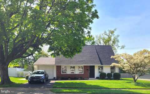 67 CLEFT ROCK ROAD, LEVITTOWN, PA 19057