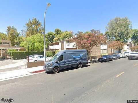 Lindley Ave, Porter Ranch, CA 91326