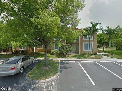 Wildwood Lakes, NAPLES, FL 34104