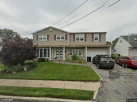 Brandy, HOLBROOK, NY 11741