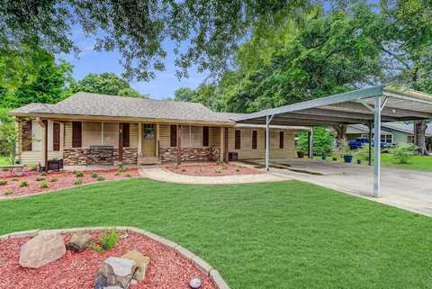 310 Dobbyn, Bridge City, TX 77611