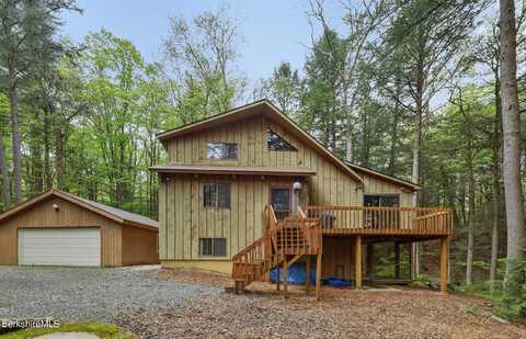 308 Hidden Ln, Sandisfield, MA 01255