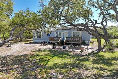 441 N Palmetto Street, Rockport, TX 78382