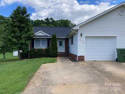 118 College Manor Drive, Shelby, NC 28152