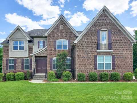 509 Pine Needle Court, Weddington, NC 28104