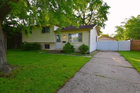 1722 Crestwood Boulevard, South Bend, IN 46635