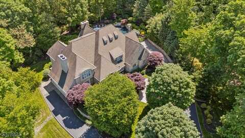 25 KNIGHTSBRIDGE, Watchung, NJ 07069