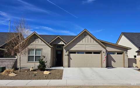2208 Sunset Ave, Caldwell, ID 83605